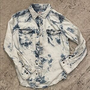 Mossimo Supply Co. Pearl SNAP White and Blue Shirt